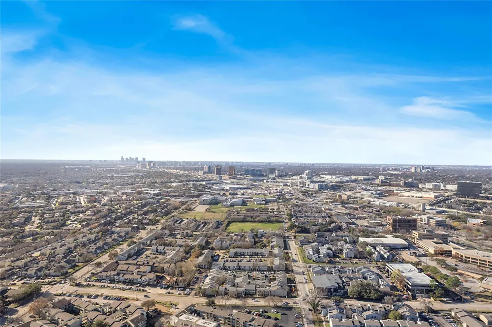 7510 Holly Hill Drive #124 Dallas, TX 75231