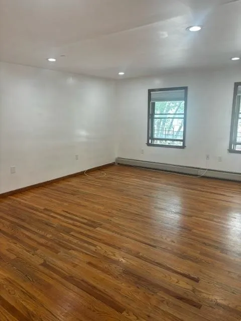 260 BROADWAY Bayonne, NJ 07002