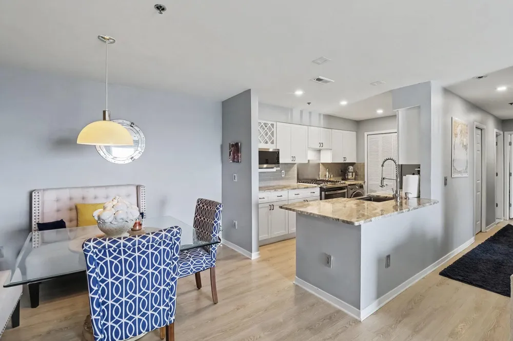 37522 Jefferson Avenue #103 Harrison Township, MI 48045