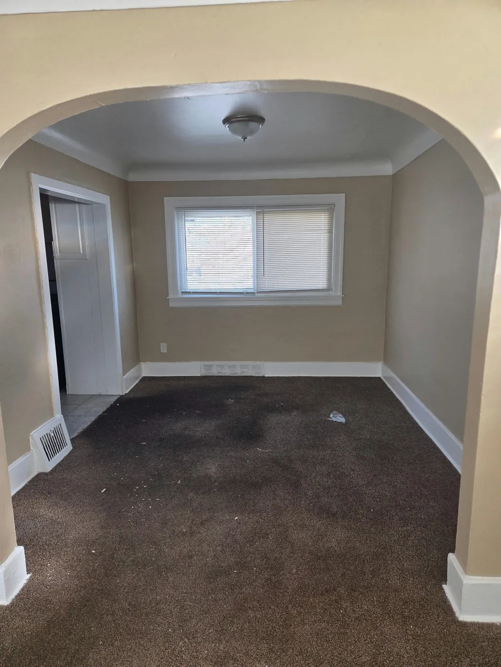 9124 Manor Detroit, MI 48204