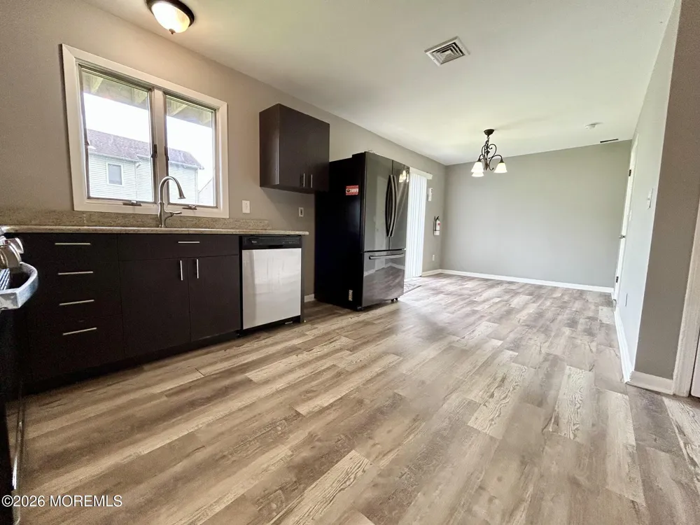 302 Center Street Little Egg Harbor, NJ 08087