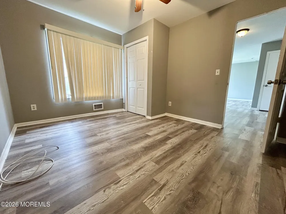 302 Center Street Little Egg Harbor, NJ 08087