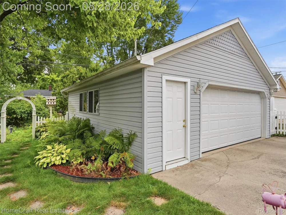 188 MILL STREET Plymouth City, MI 48170