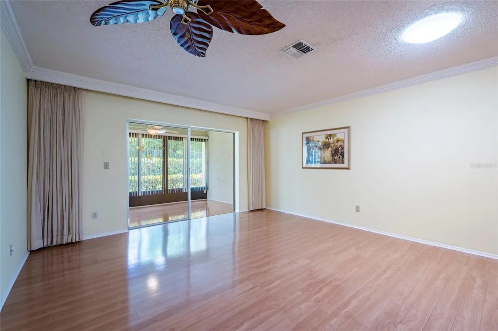 1245 SUTHERLAND COURT #1452 Dunedin, FL 34698