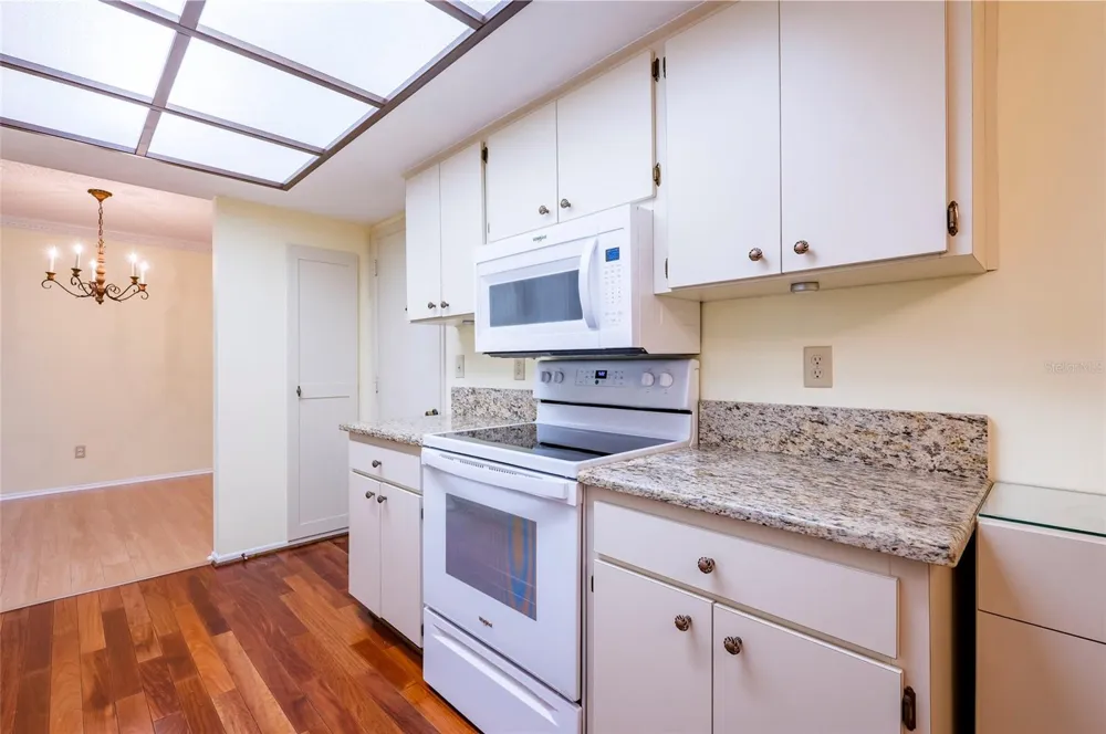 1245 SUTHERLAND COURT #1452 Dunedin, FL 34698