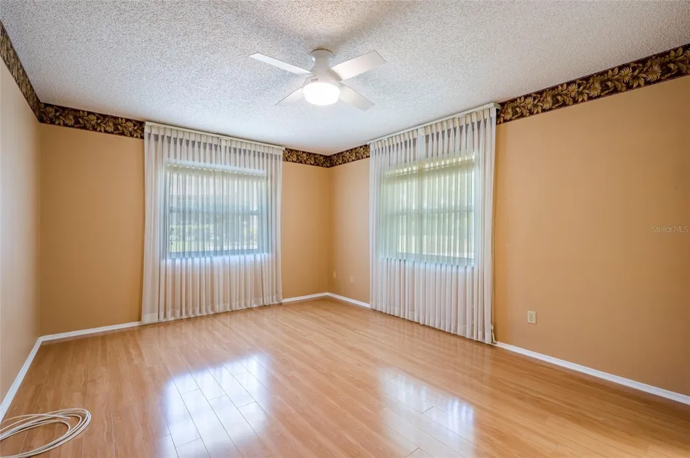 1245 SUTHERLAND COURT #1452 Dunedin, FL 34698