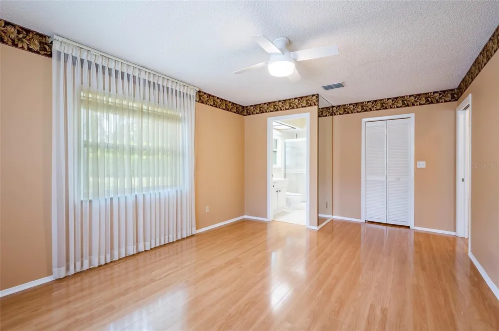 1245 SUTHERLAND COURT #1452 Dunedin, FL 34698