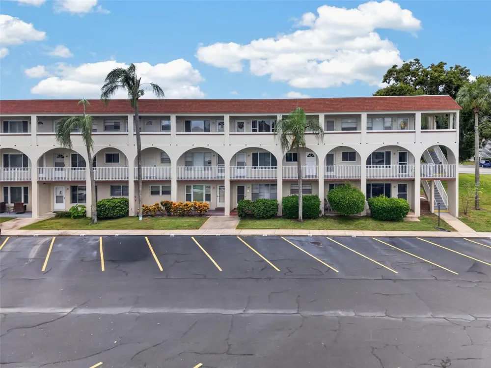 2433 BRAZILIA DRIVE #49 Clearwater, FL 33763