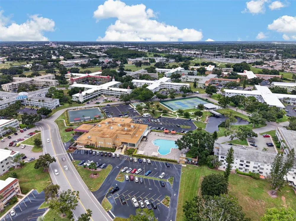2433 BRAZILIA DRIVE #49 Clearwater, FL 33763