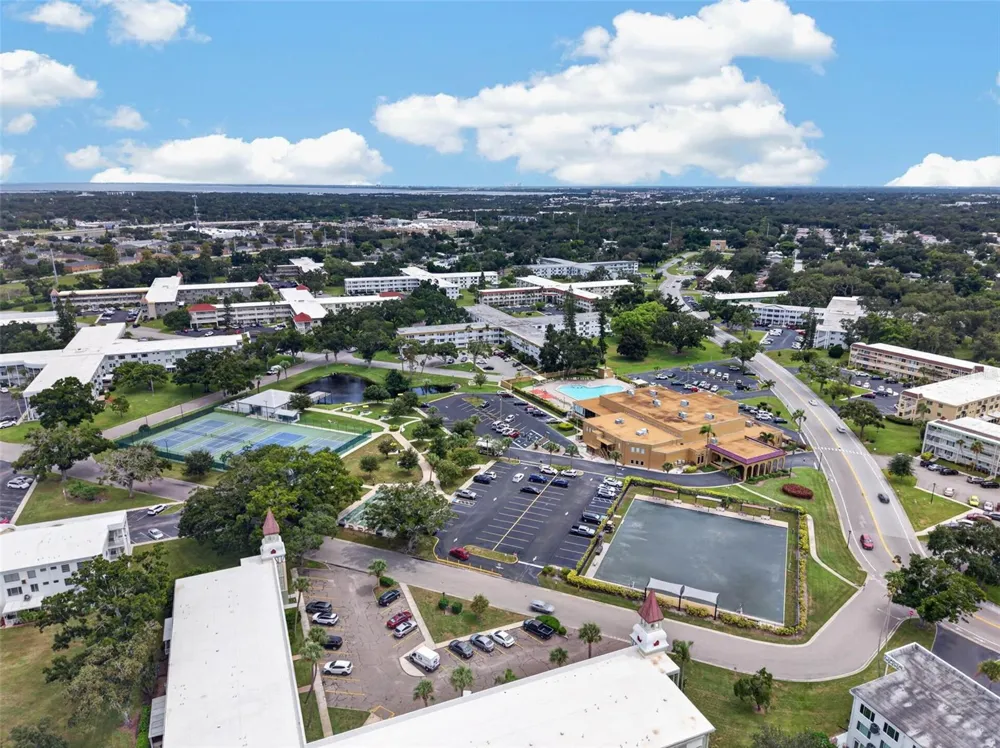 2433 BRAZILIA DRIVE #49 Clearwater, FL 33763