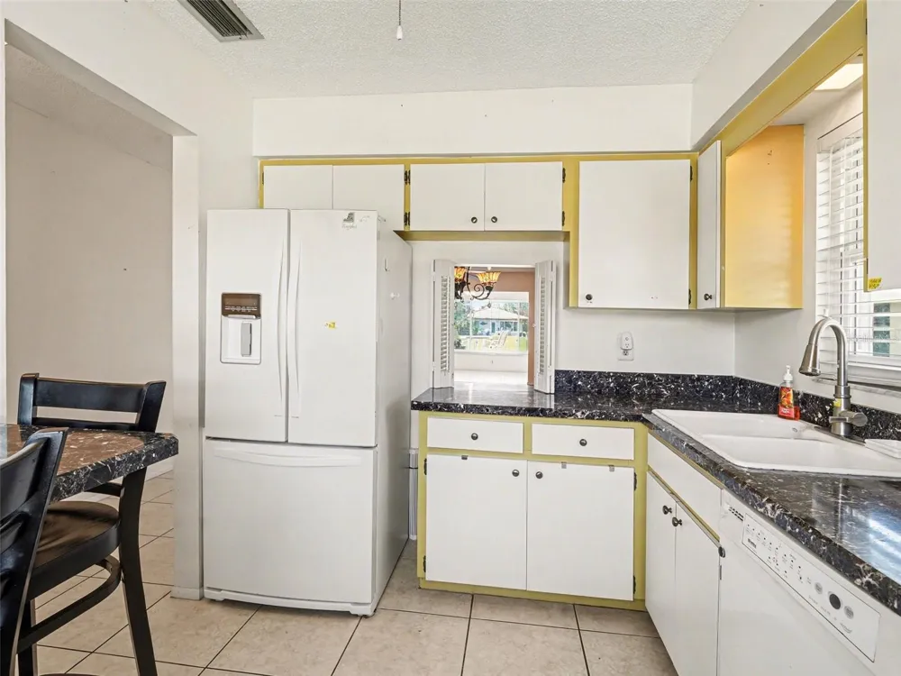 6608 AUBURN AVENUE Bradenton, FL 34207