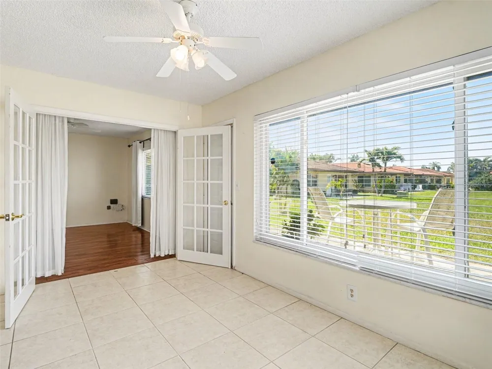 6608 AUBURN AVENUE Bradenton, FL 34207