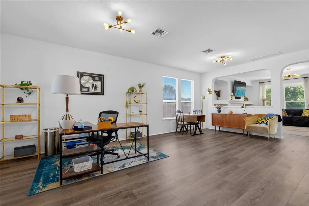 1901 Dragonfly Lp Bastrop, TX 78602