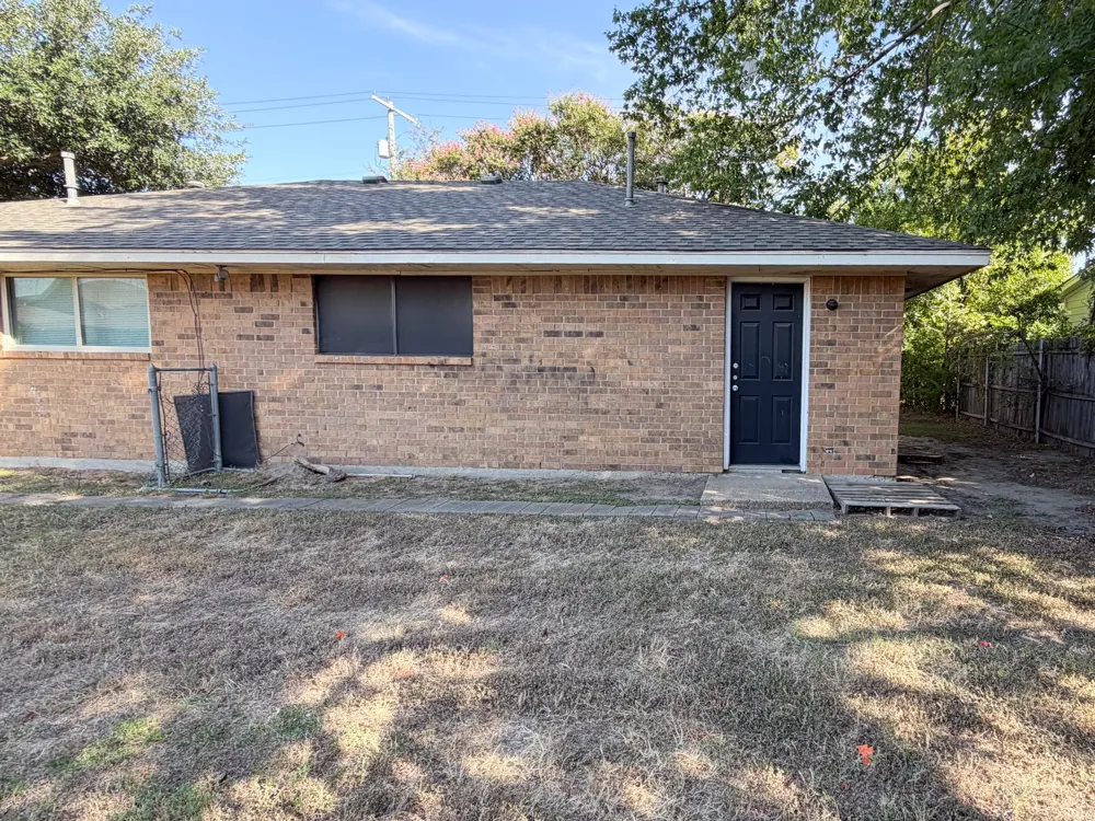 1211 Old Bardwell Road #A Ennis, TX 75119