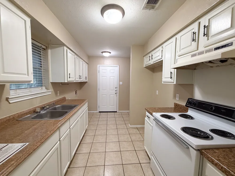 1211 Old Bardwell Road #A Ennis, TX 75119