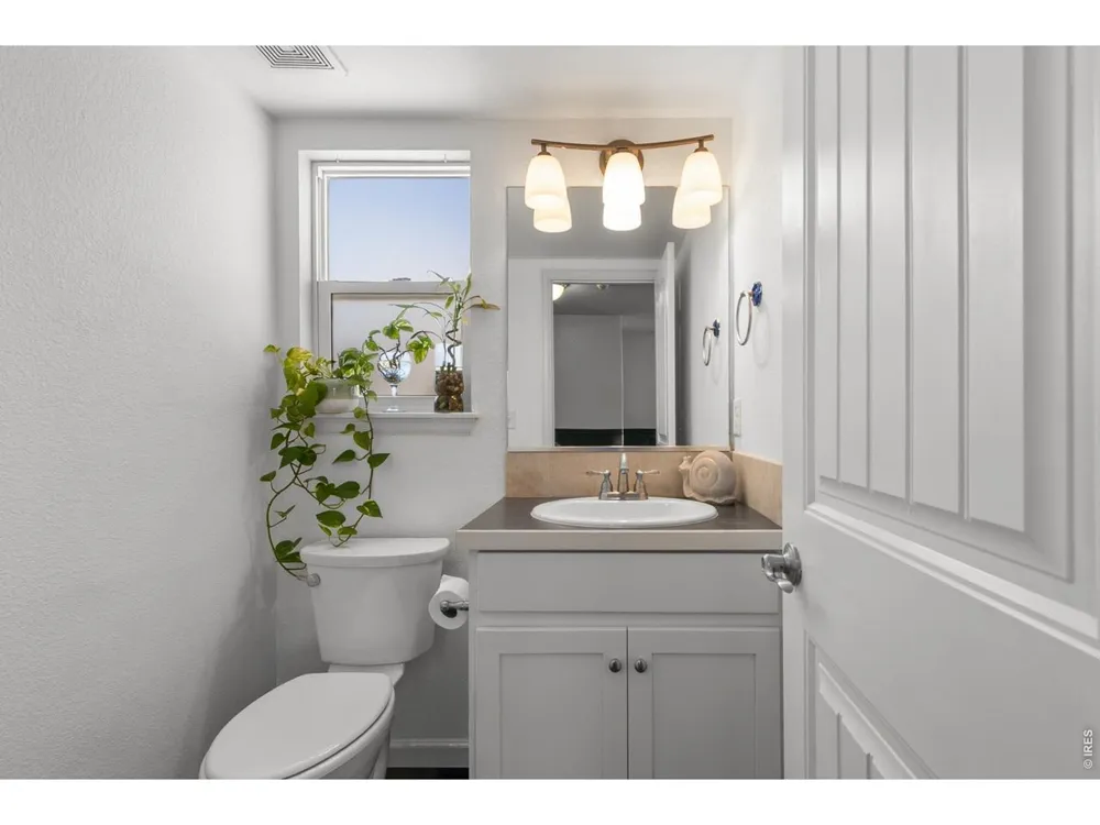 2421 Shooting Star Way Evans, CO 80620