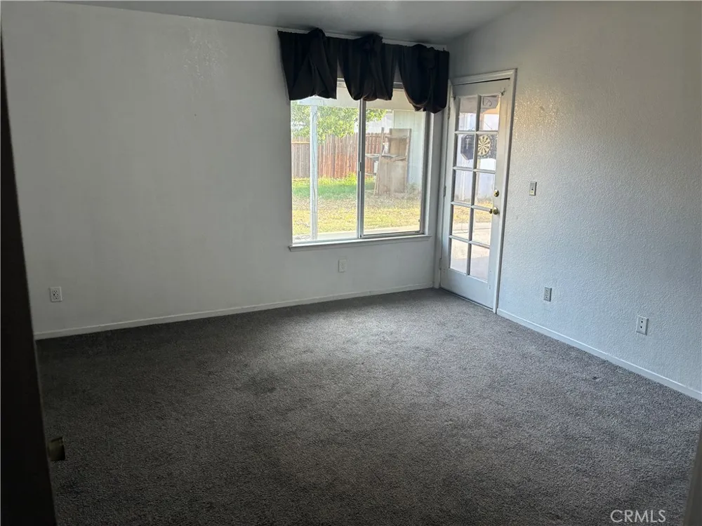 1921 Fultz Court Merced, CA 95341