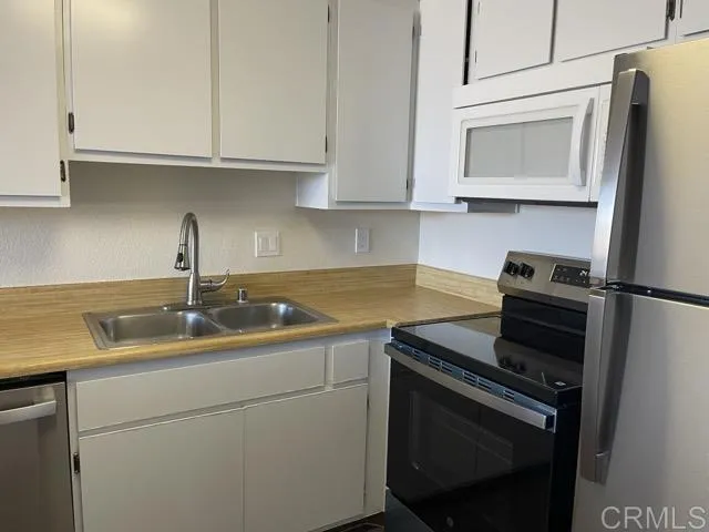1740 Upas Street #22 San Diego, CA 92103