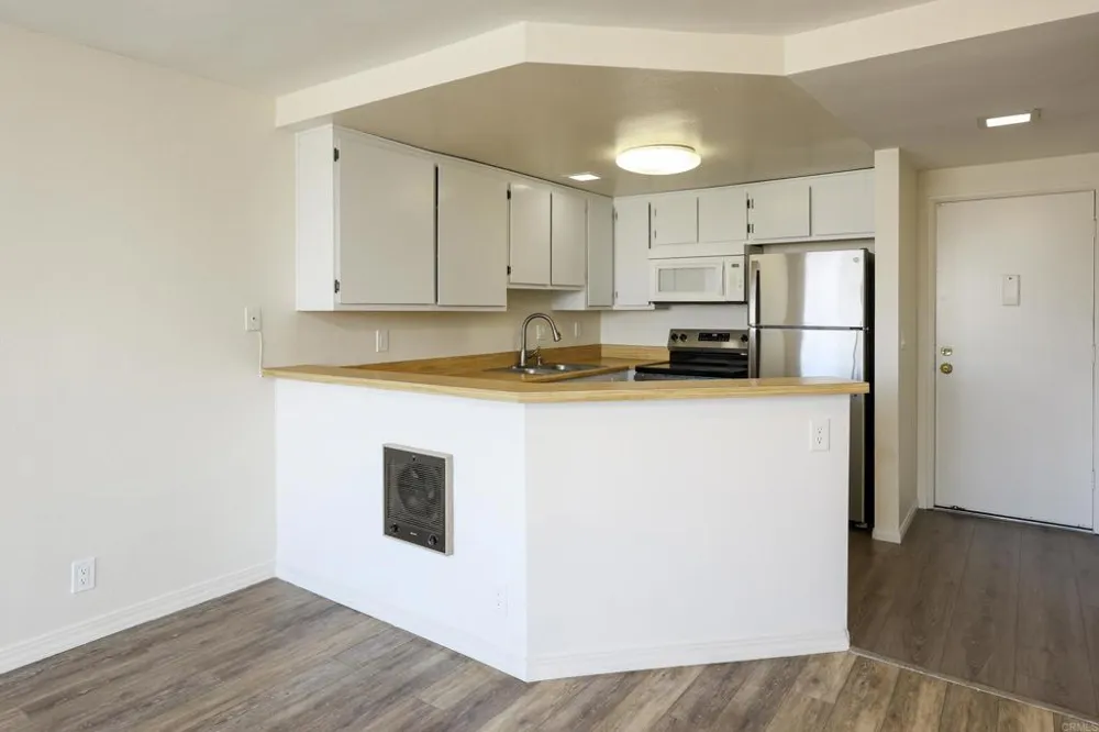 1740 Upas Street #22 San Diego, CA 92103