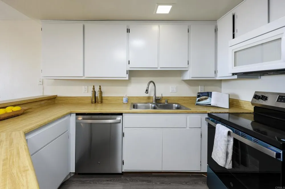 1740 Upas Street #22 San Diego, CA 92103