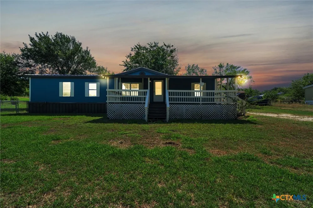 345 Fm 671 Lockhart, TX 78644