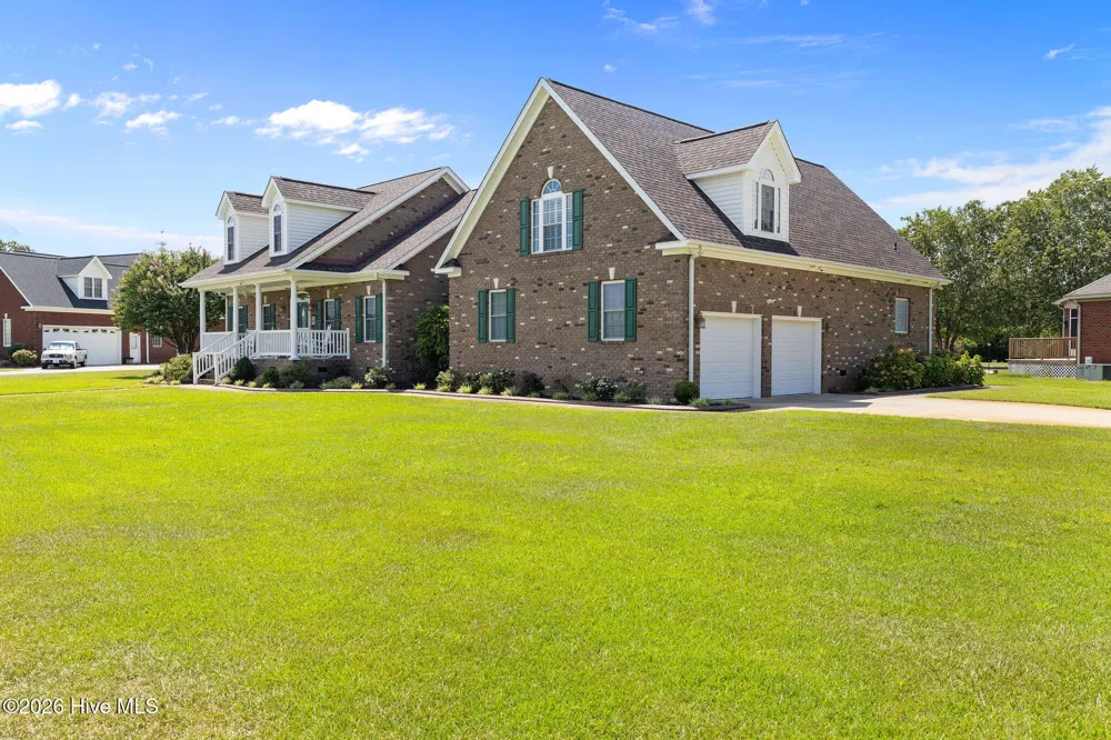 1101 Lamp Lighter Circle Goldsboro, NC 27534