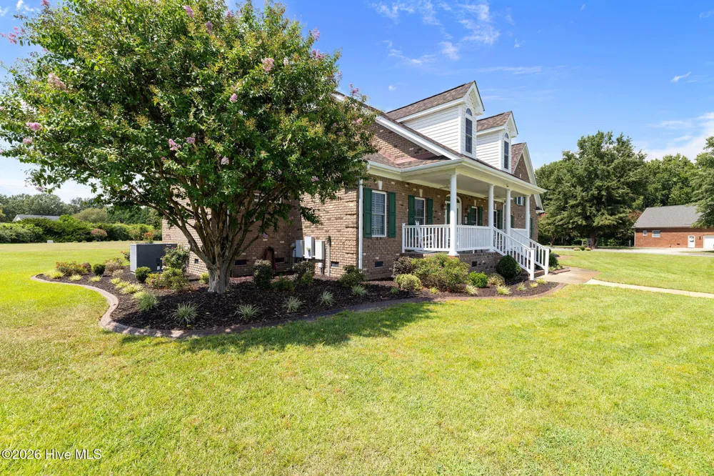 1101 Lamp Lighter Circle Goldsboro, NC 27534