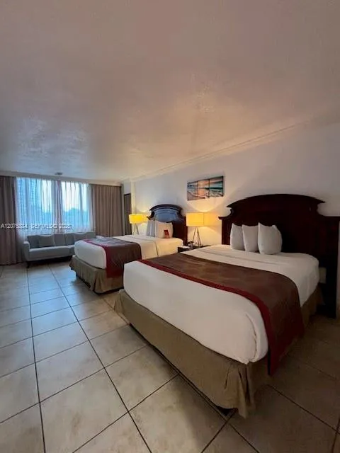 19201 Collins Ave #303 Sunny Isles Beach, FL 33160