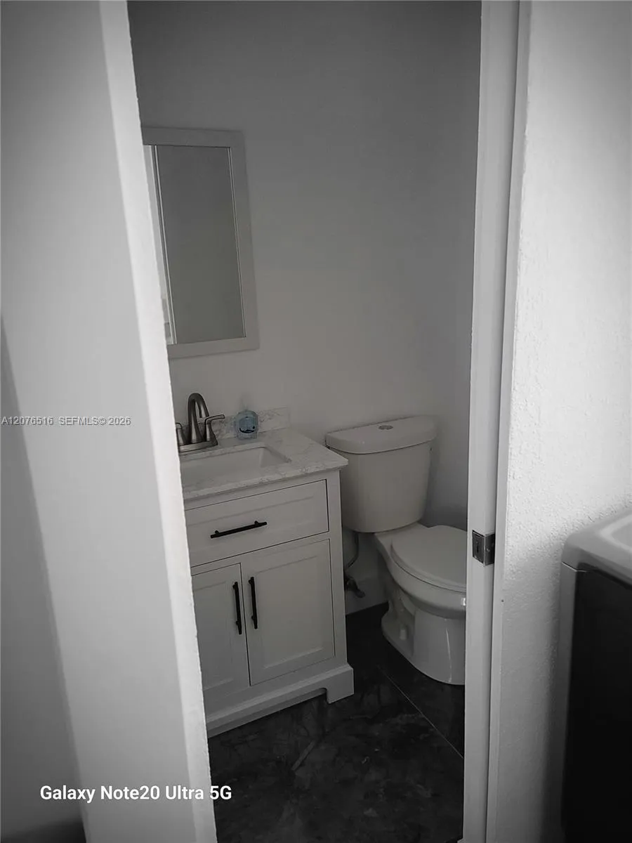 2011 Edwin Ave #1 Fort Pierce, FL 34946