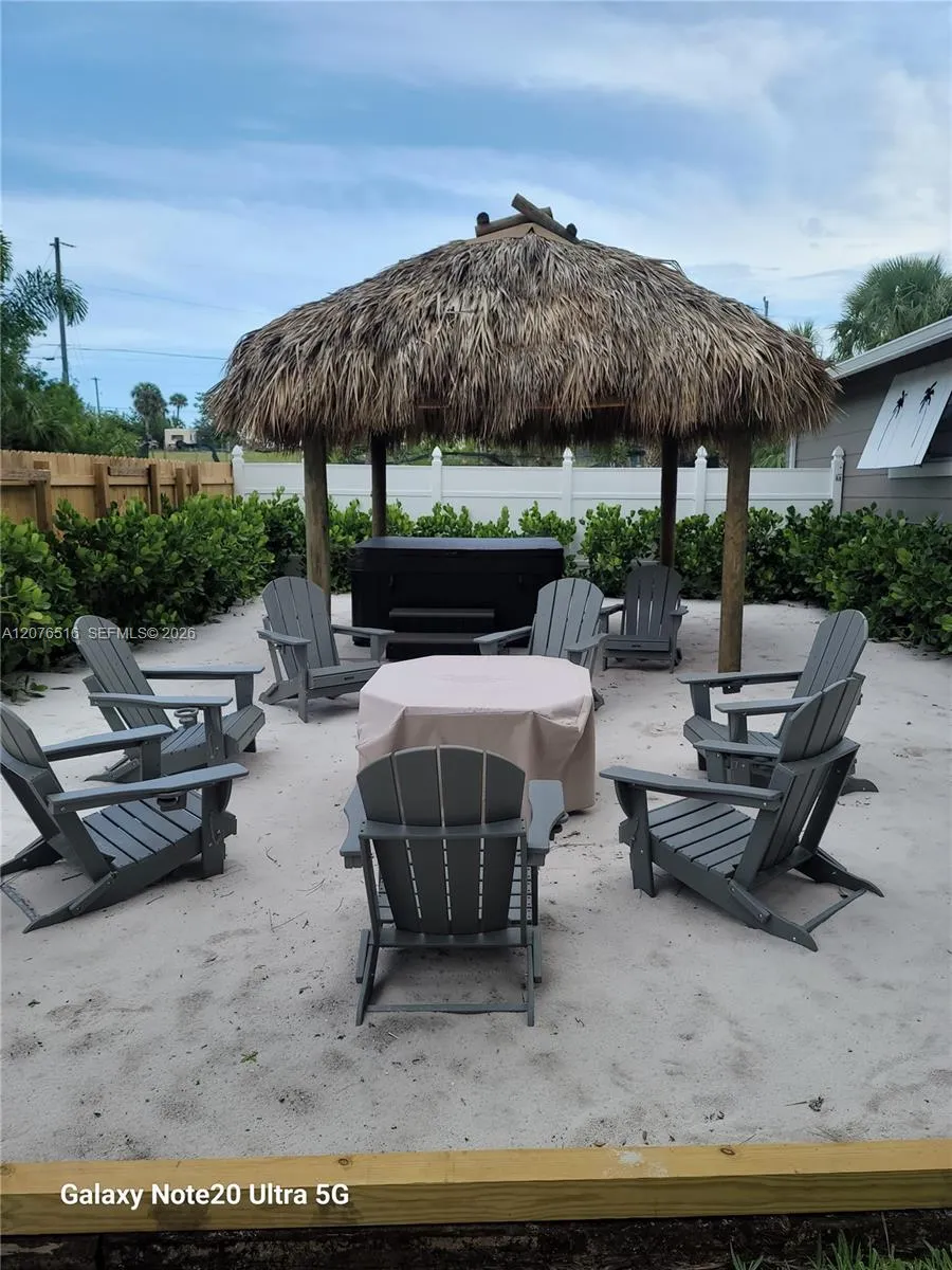 2011 Edwin Ave #1 Fort Pierce, FL 34946