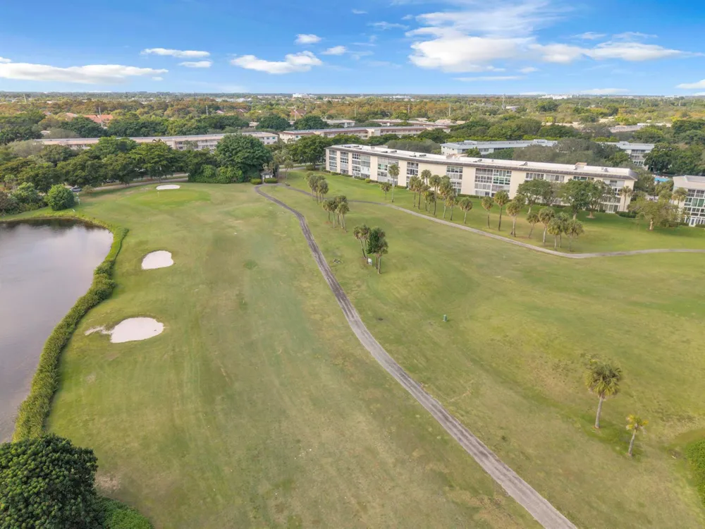3003 PORTOFINO Isle #K1 Coconut Creek, FL 33066
