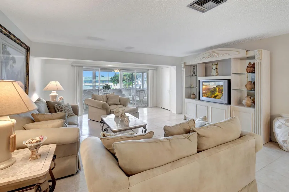 1670 NW 18TH AVENUE #202 Delray Beach, FL 33445