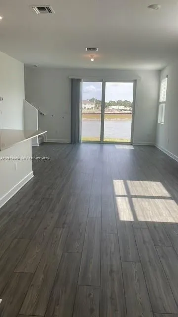 871 SE Grovebush Ln Port St. Lucie, FL 34984