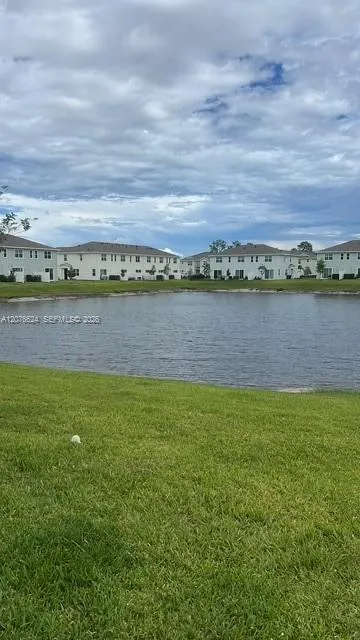 871 SE Grovebush Ln Port St. Lucie, FL 34984