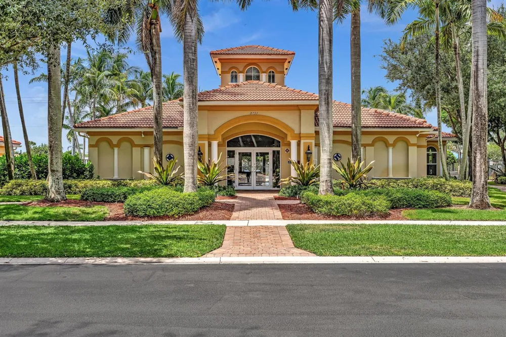 3028 EVERGREEN CIRCLE Boynton Beach, FL 33426