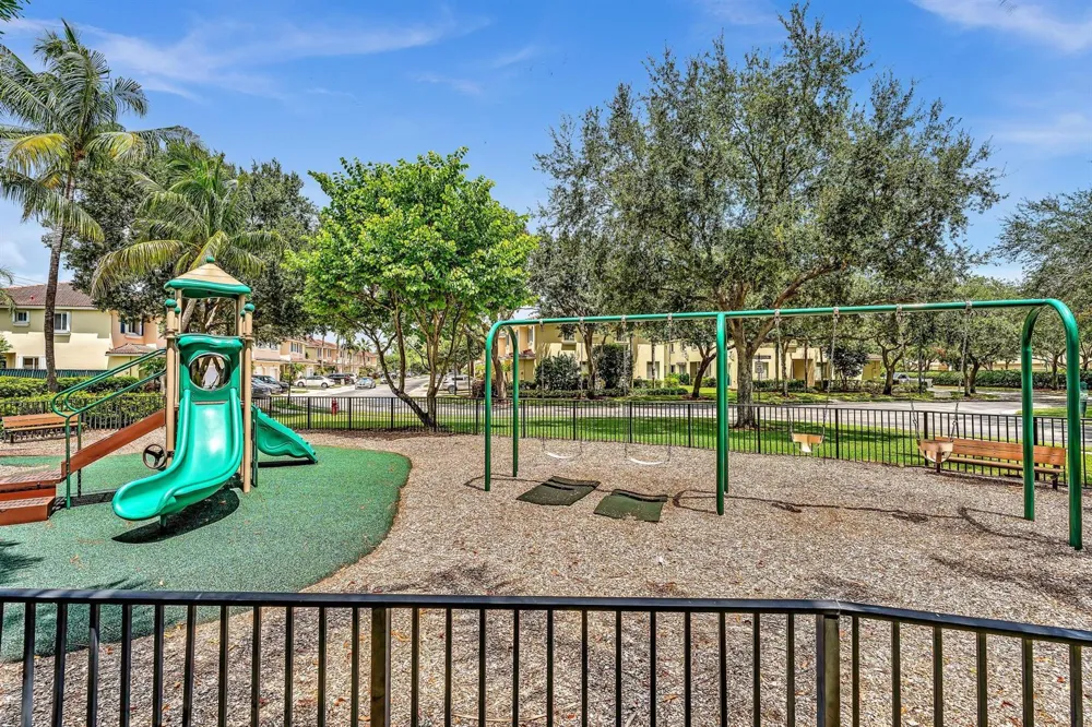 3028 EVERGREEN CIRCLE Boynton Beach, FL 33426