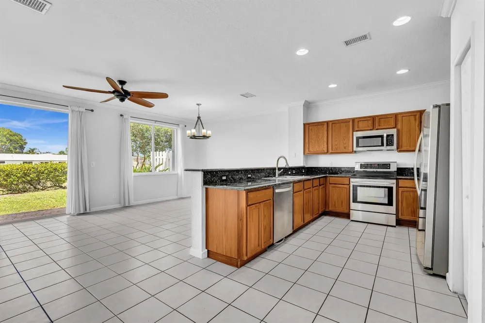 3028 EVERGREEN CIRCLE Boynton Beach, FL 33426