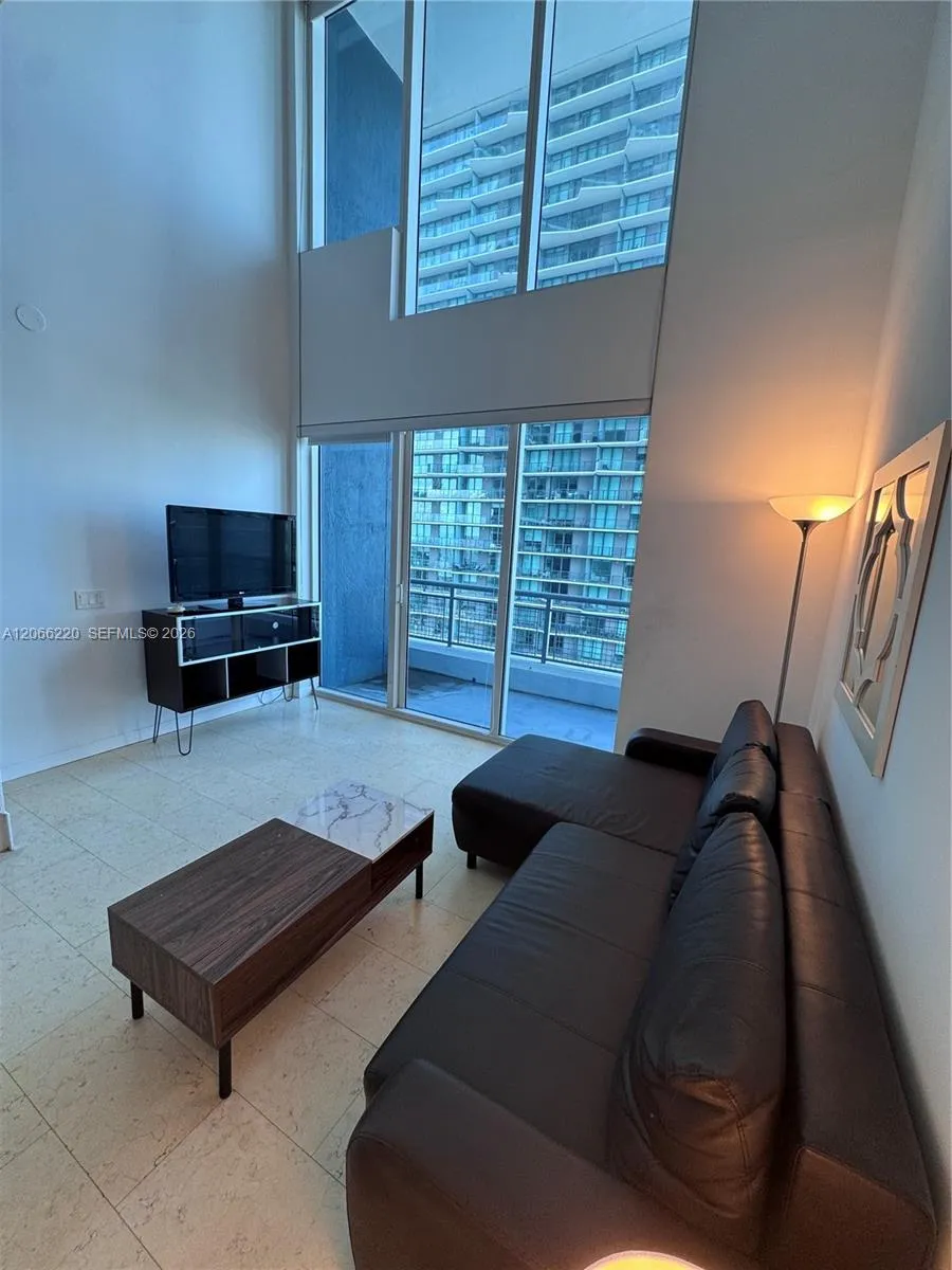 60 SW 13th St #2202 Miami, FL 33130