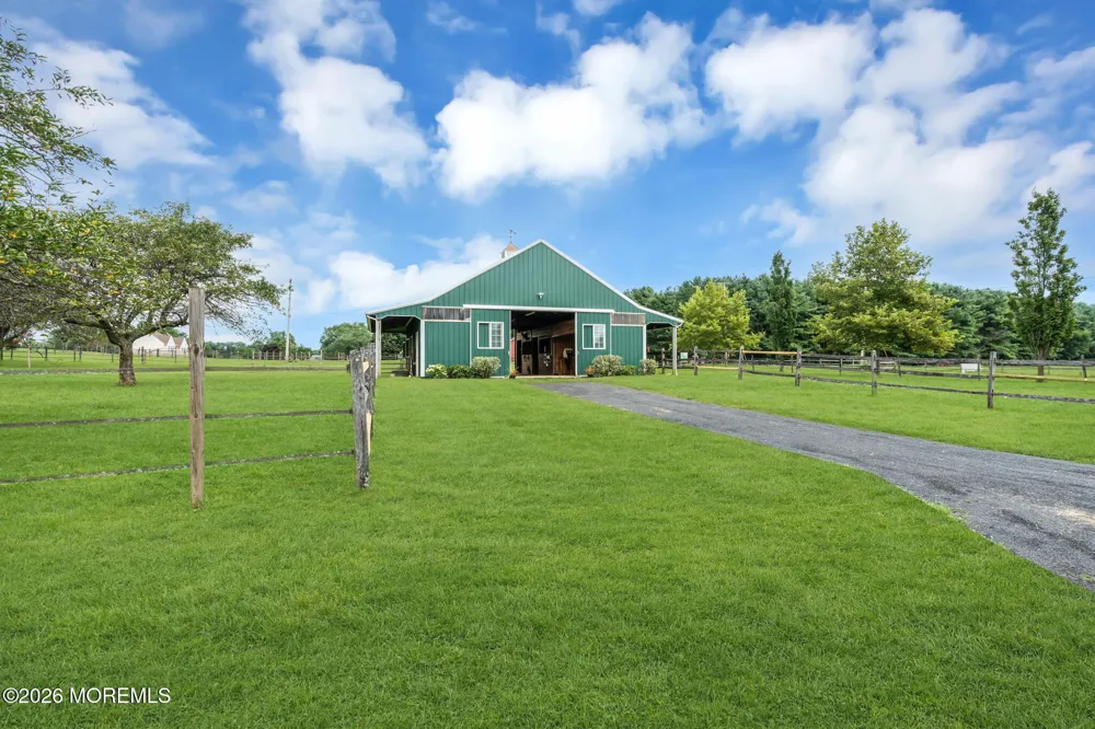 28 Wygant Road Cream Ridge, NJ 08514