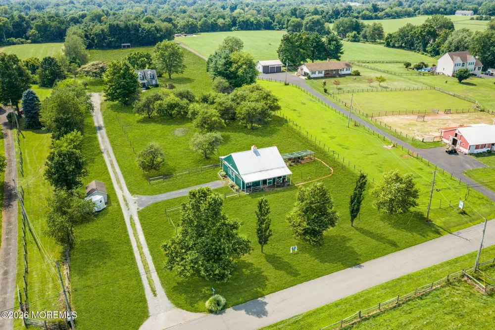 28 Wygant Road Cream Ridge, NJ 08514