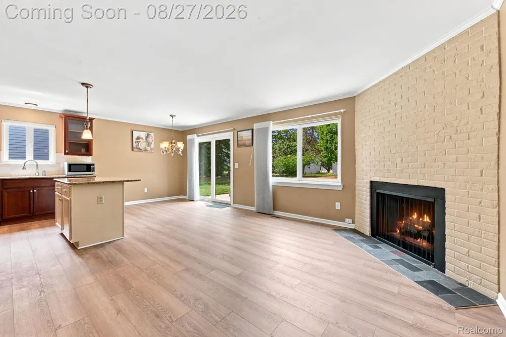 42120 Ridge Road W Novi City, MI 48375