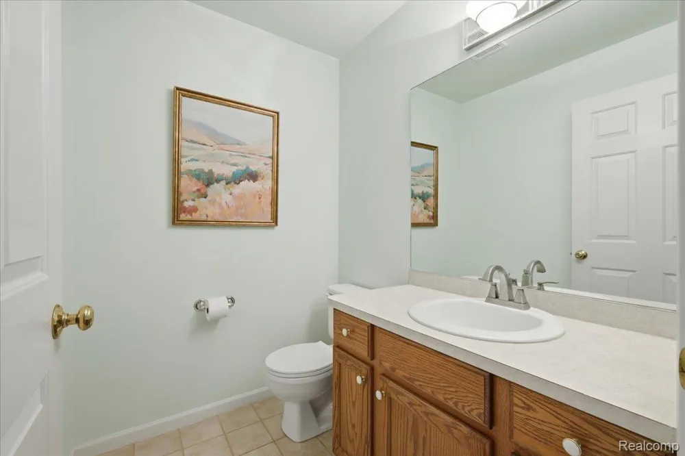 61016 Evergreen Court Southfield Township, MI 48178