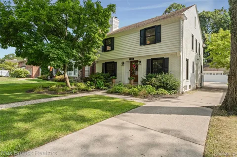 127 Elm Park Avenue