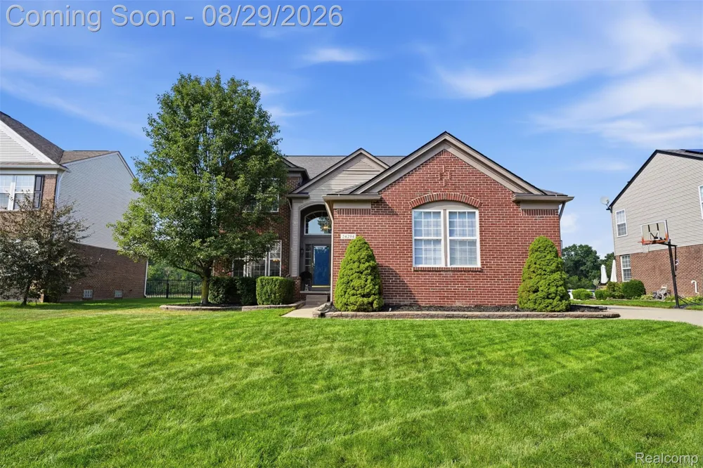 24294 Summer Lane Flat Rock City, MI 48134