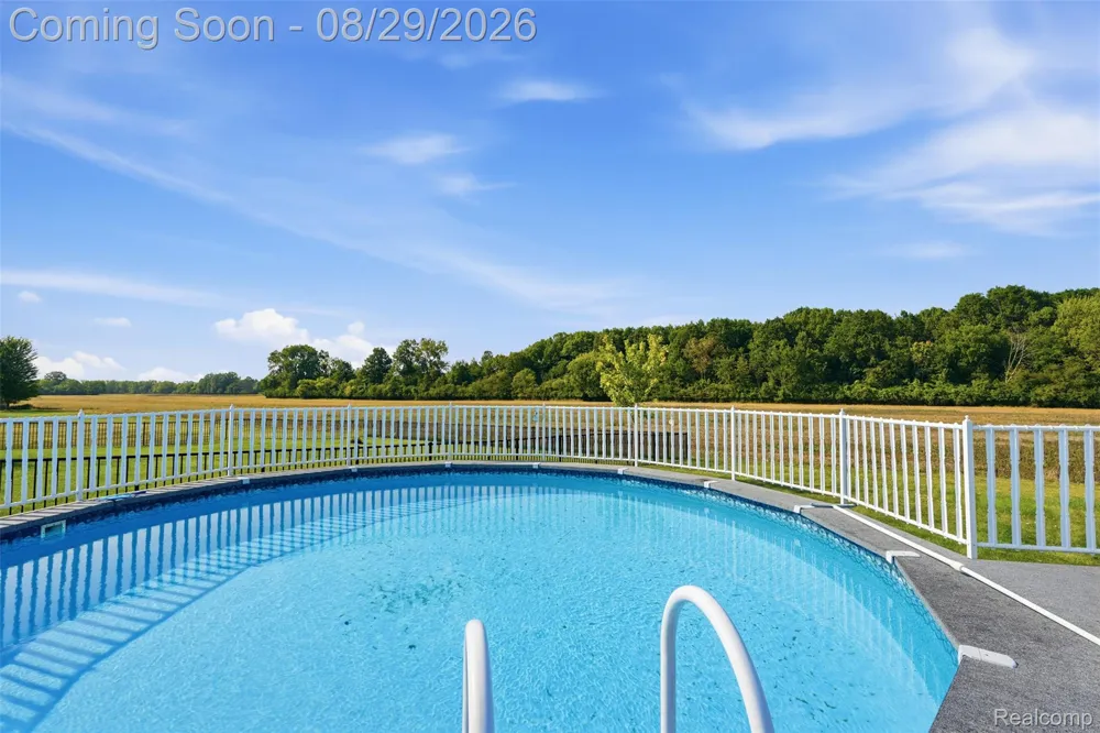 24294 Summer Lane Flat Rock City, MI 48134