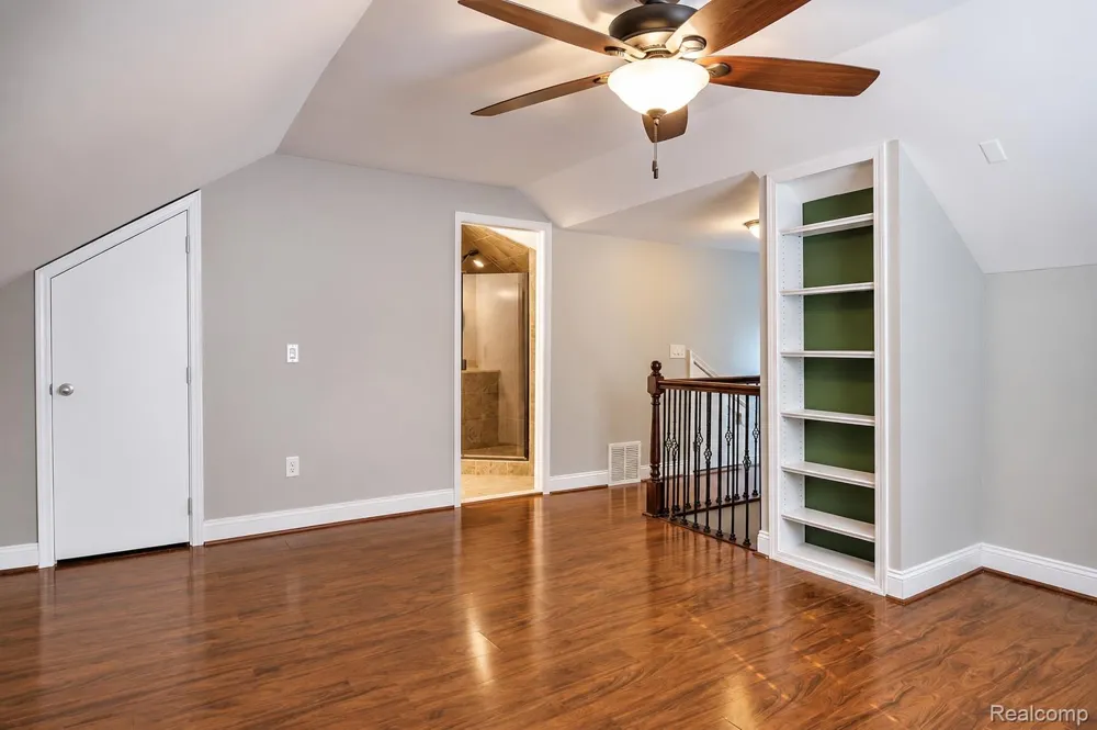 3412 Starr Road Royal Oak City, MI 48073