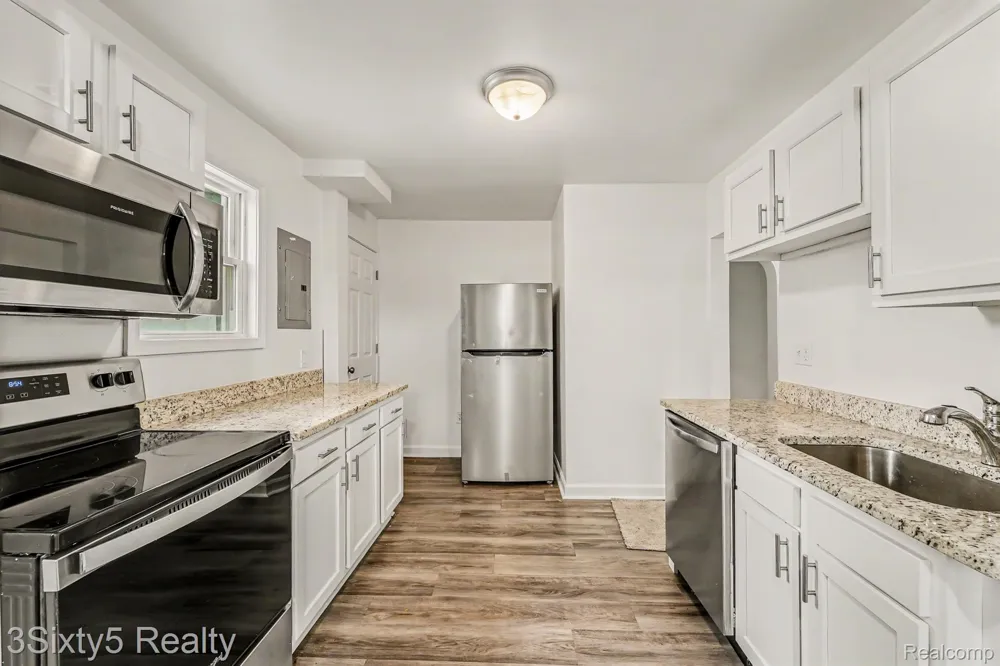 17128 Cicotte Avenue #A Allen Park City, MI 48101