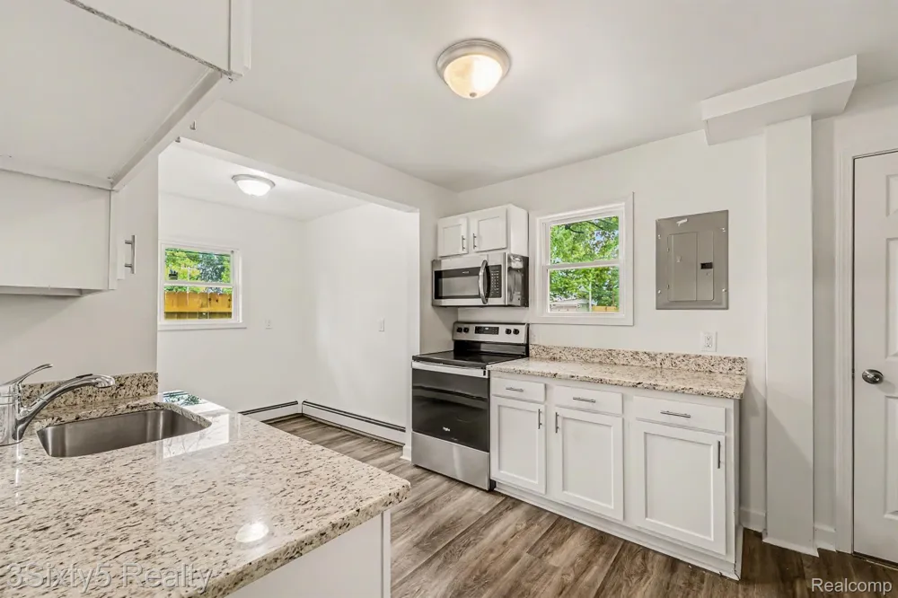 17128 Cicotte Avenue #A Allen Park City, MI 48101