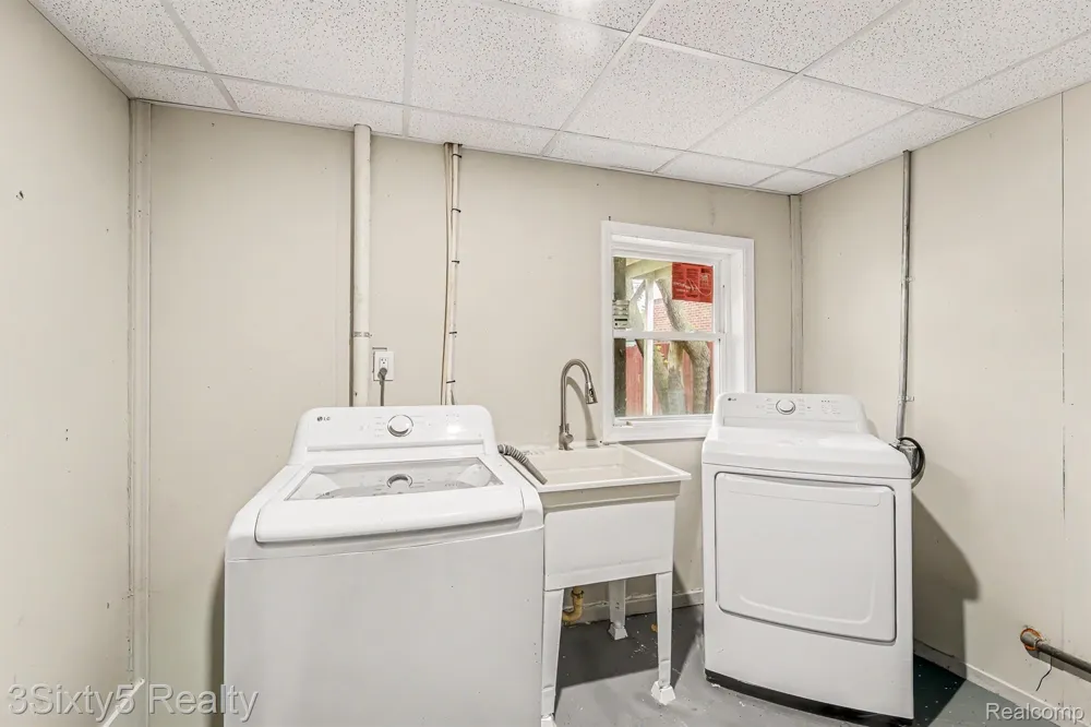 17128 Cicotte Avenue #A Allen Park City, MI 48101