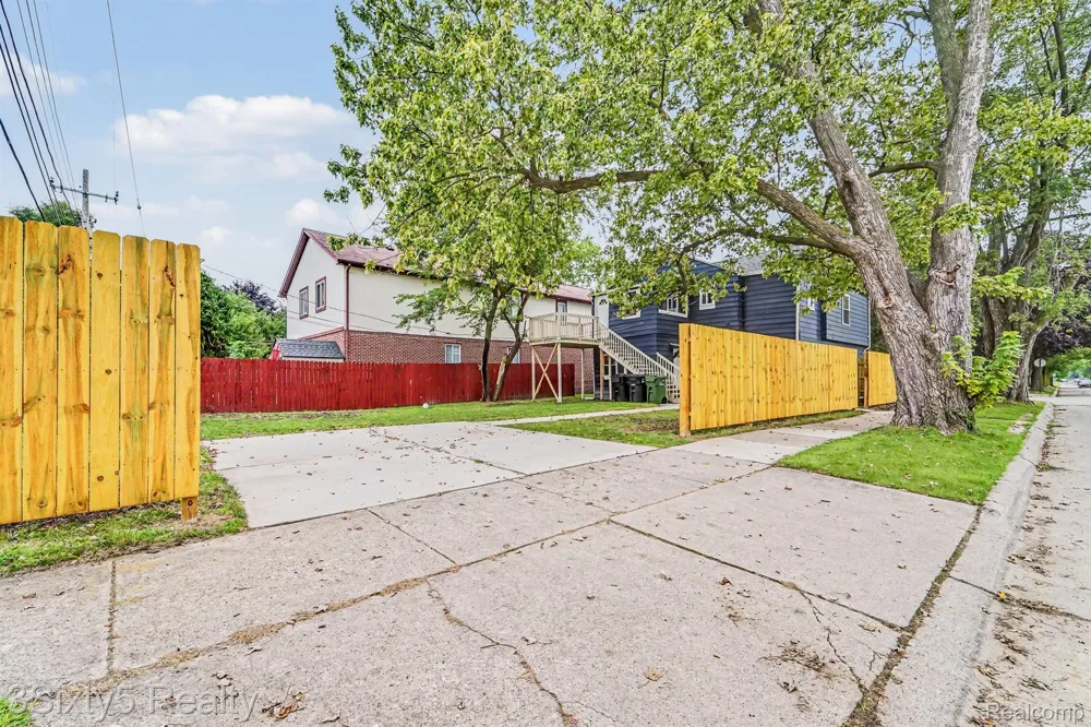17128 Cicotte Avenue #A Allen Park City, MI 48101